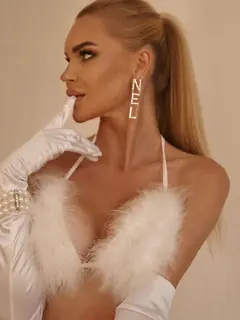 Agata escort in London