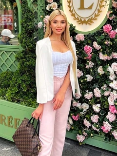 Alisson escort in London
