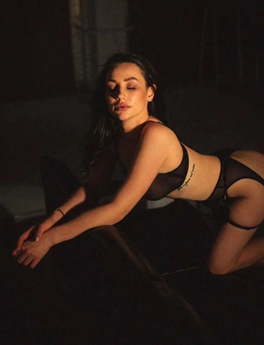 Anna escort in London