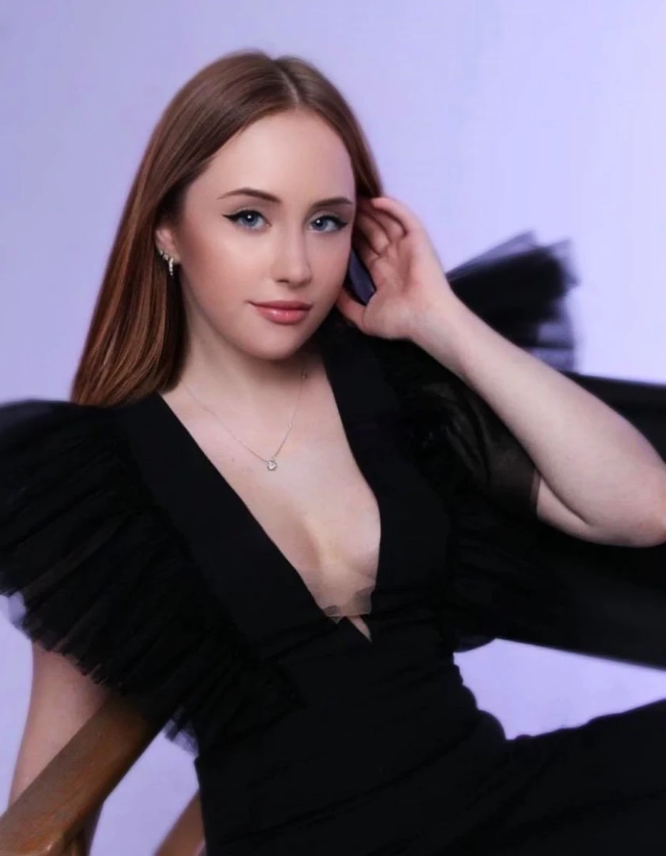 Annabella escort in London