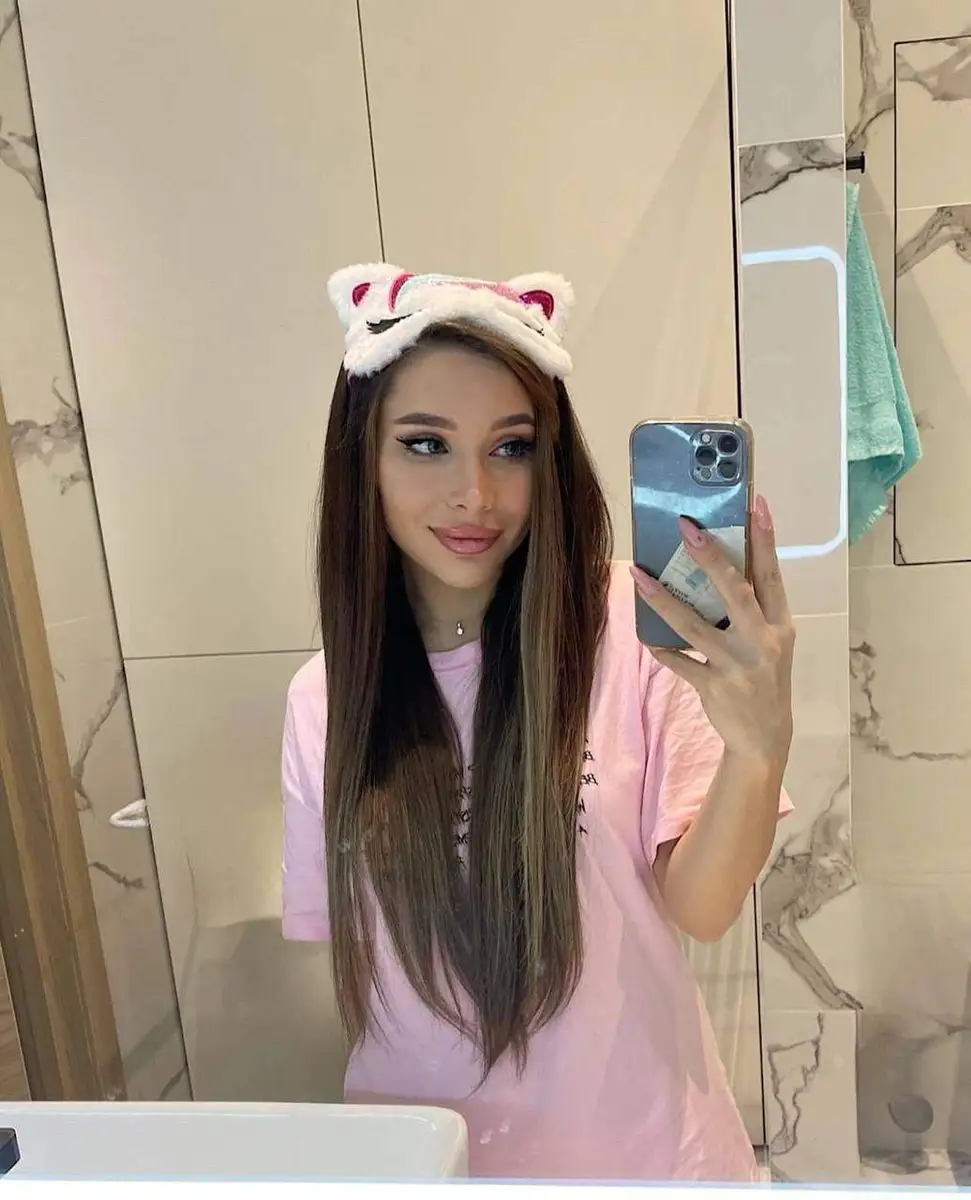 Arina escort in London