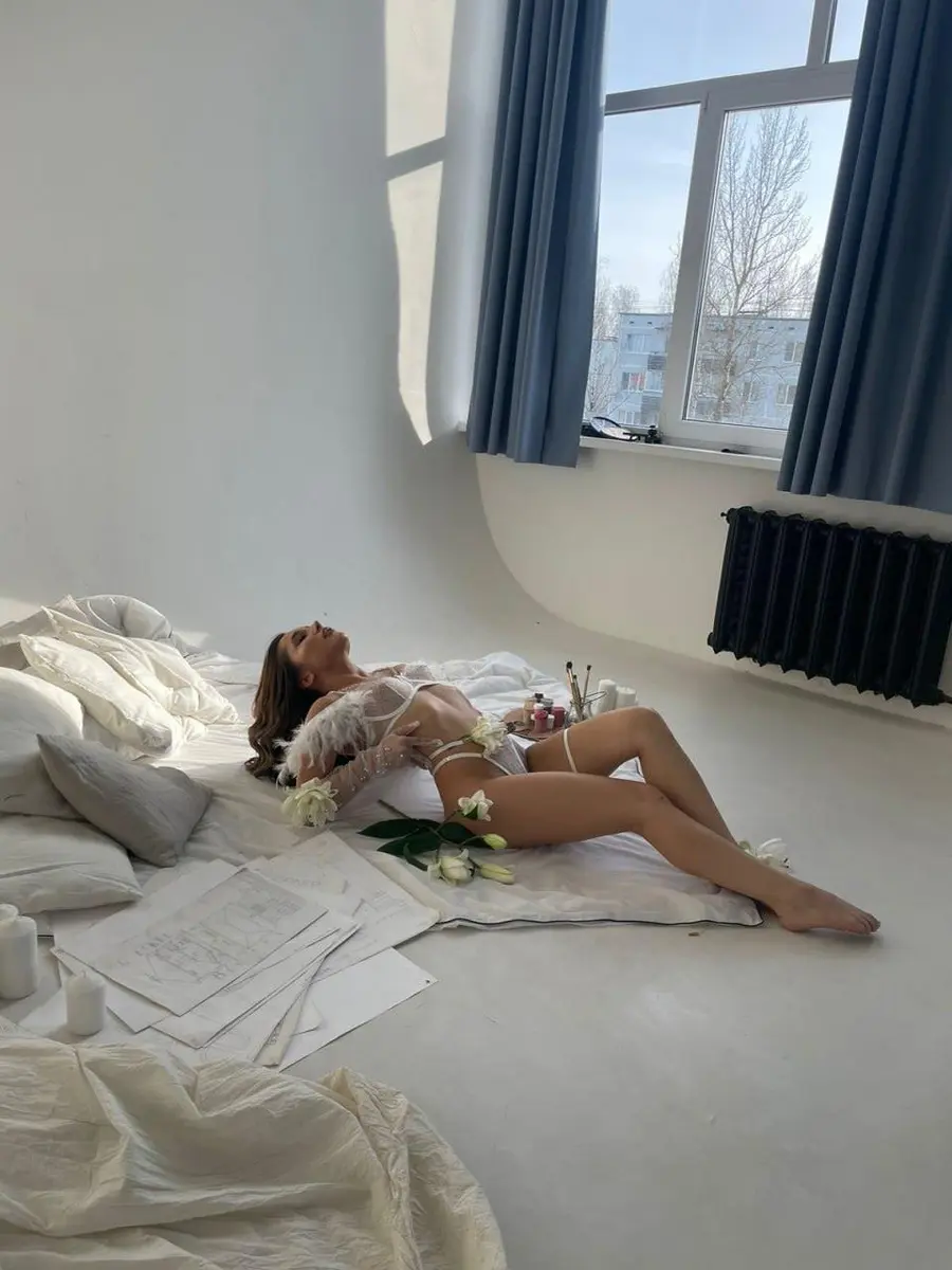Arina escort in London