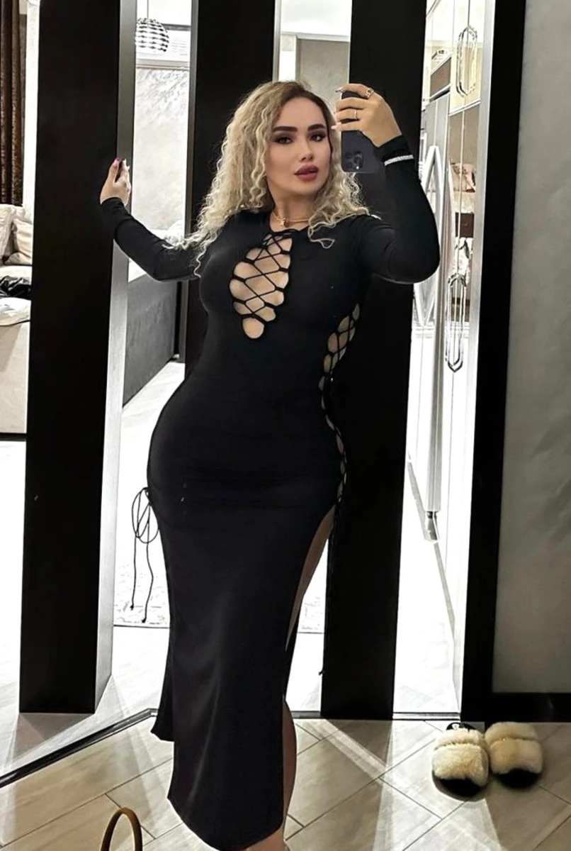 Caroline escort in London