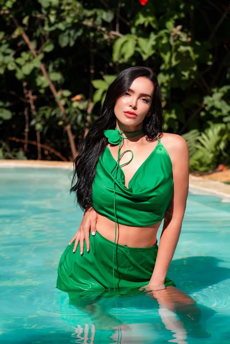 Chiara escort in London