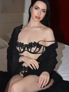 Clodia escort in London