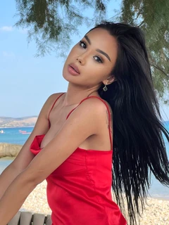 Danelia escort in London