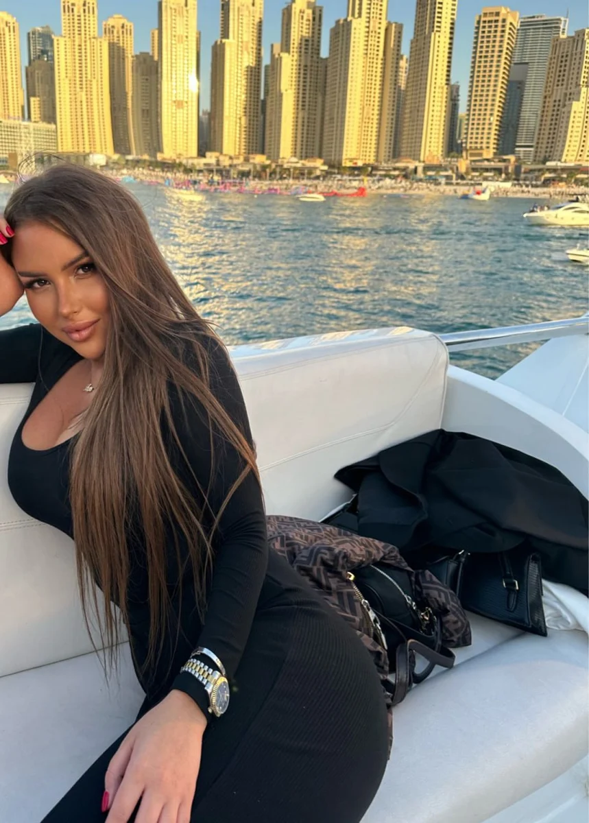 Dilara escort in London