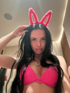 Emily escort in London