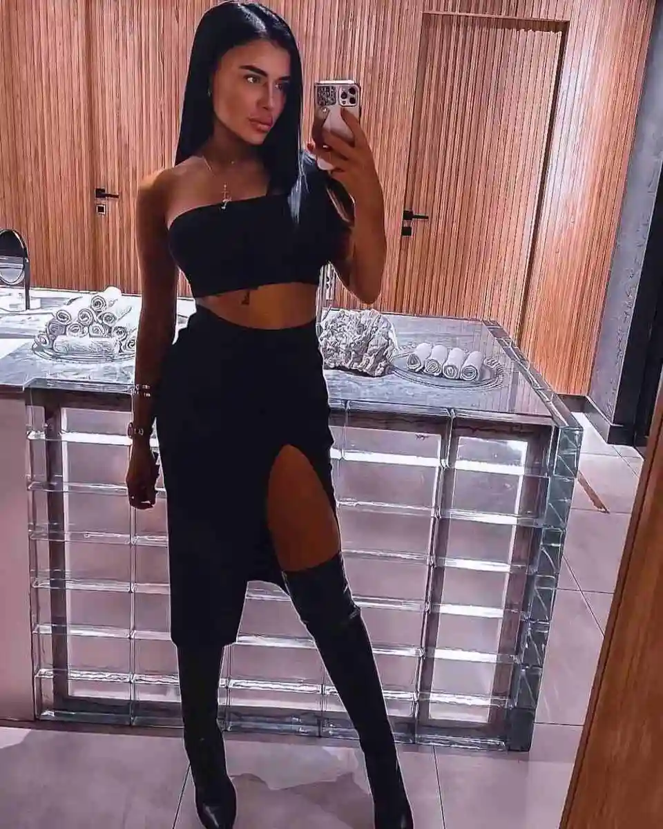Isabel escort in London