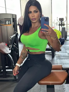 Julianne escort in London