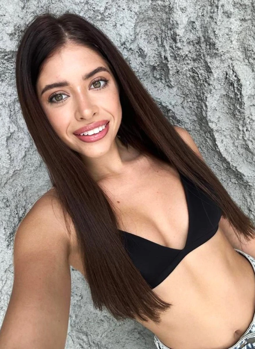 Lana escort in London