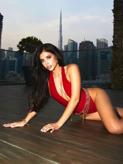 Lana escort in London