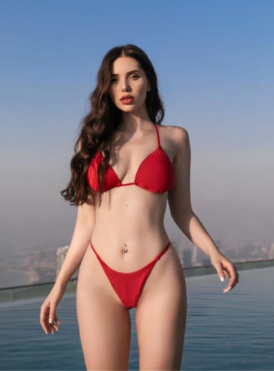 Lea escort in London