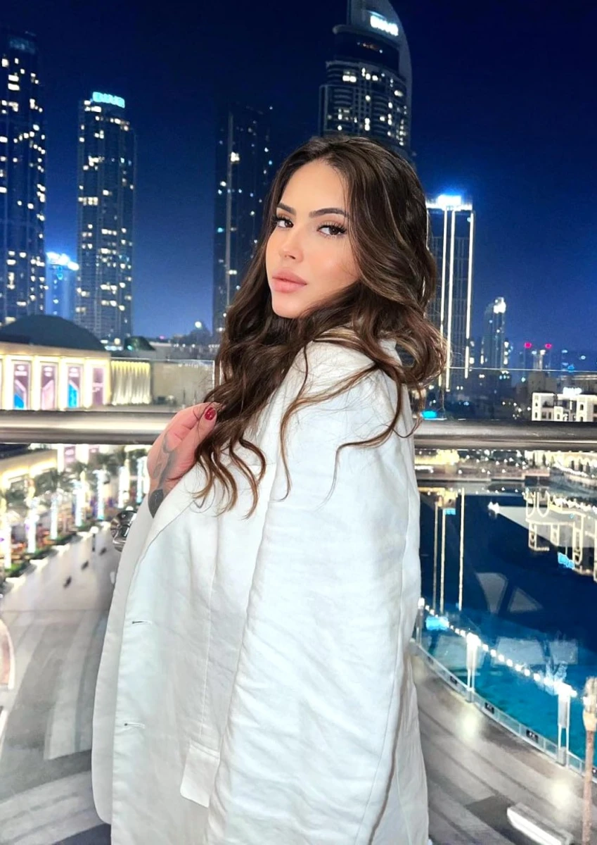 Loren escort in London
