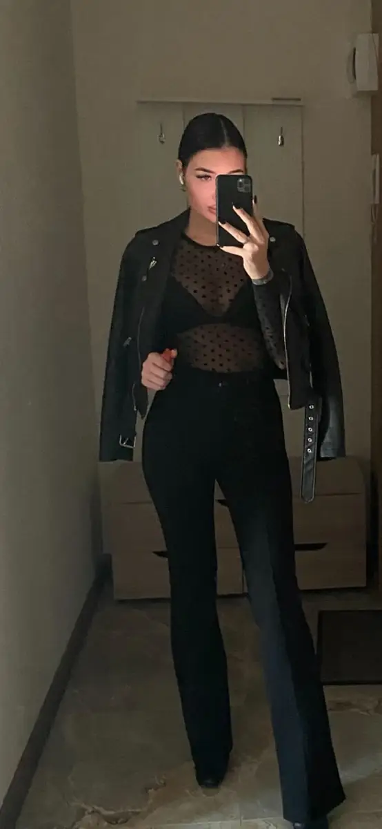 Margarita escort in London