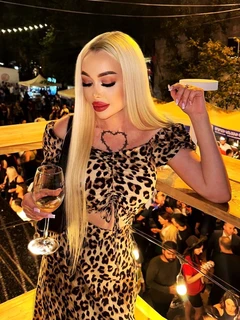 Marta escort in London