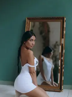 Mira escort in London