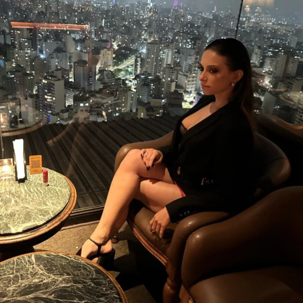 Monique escort in London