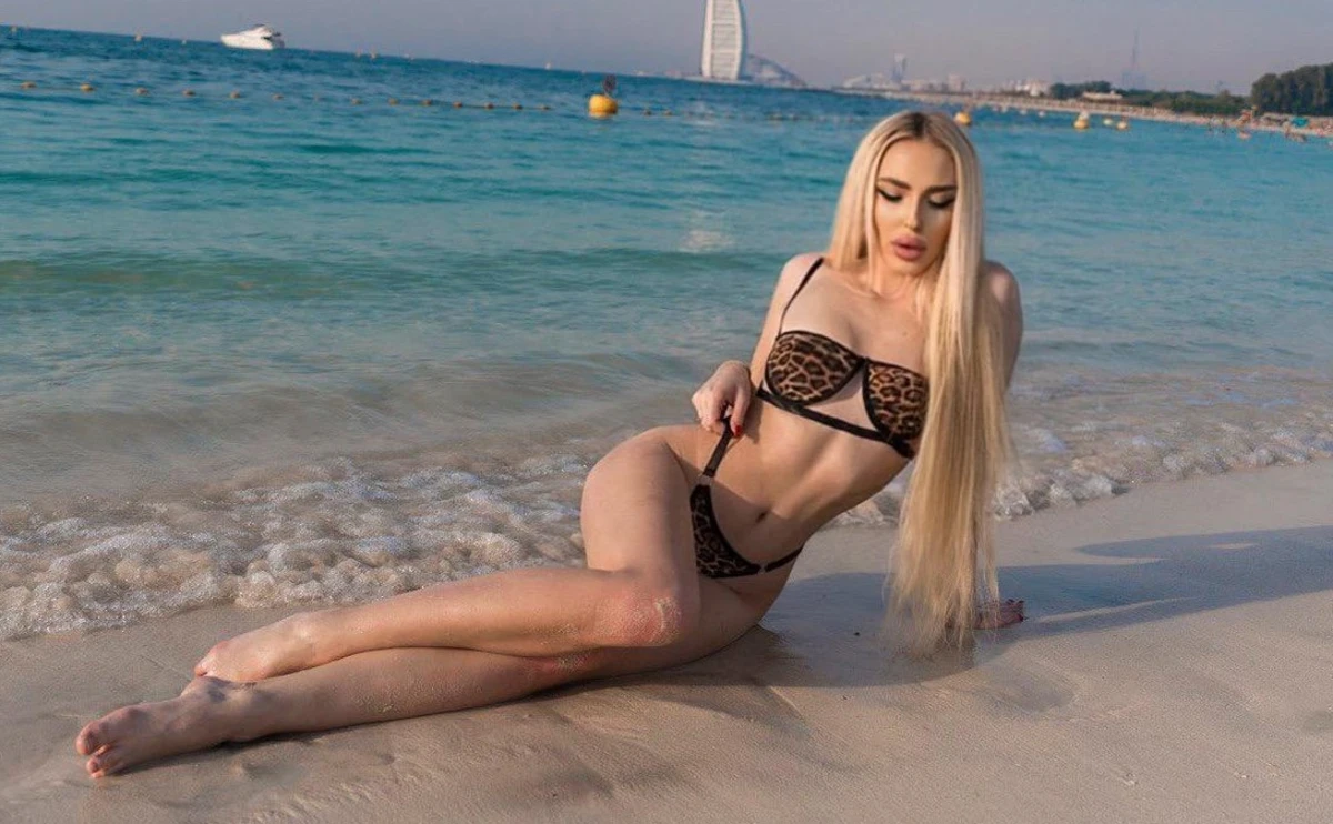 Nicole escort in London