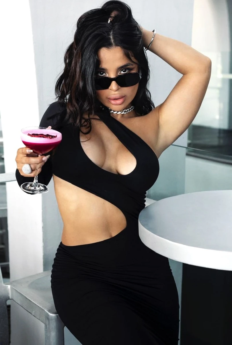 Nita escort in London