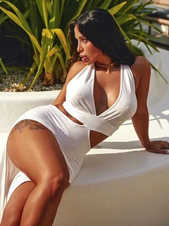 Nita escort in London