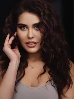 Nona escort in London