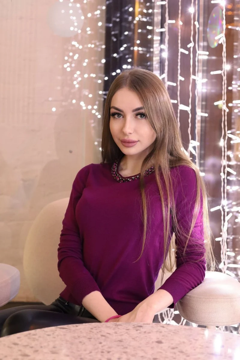 Polina escort in London
