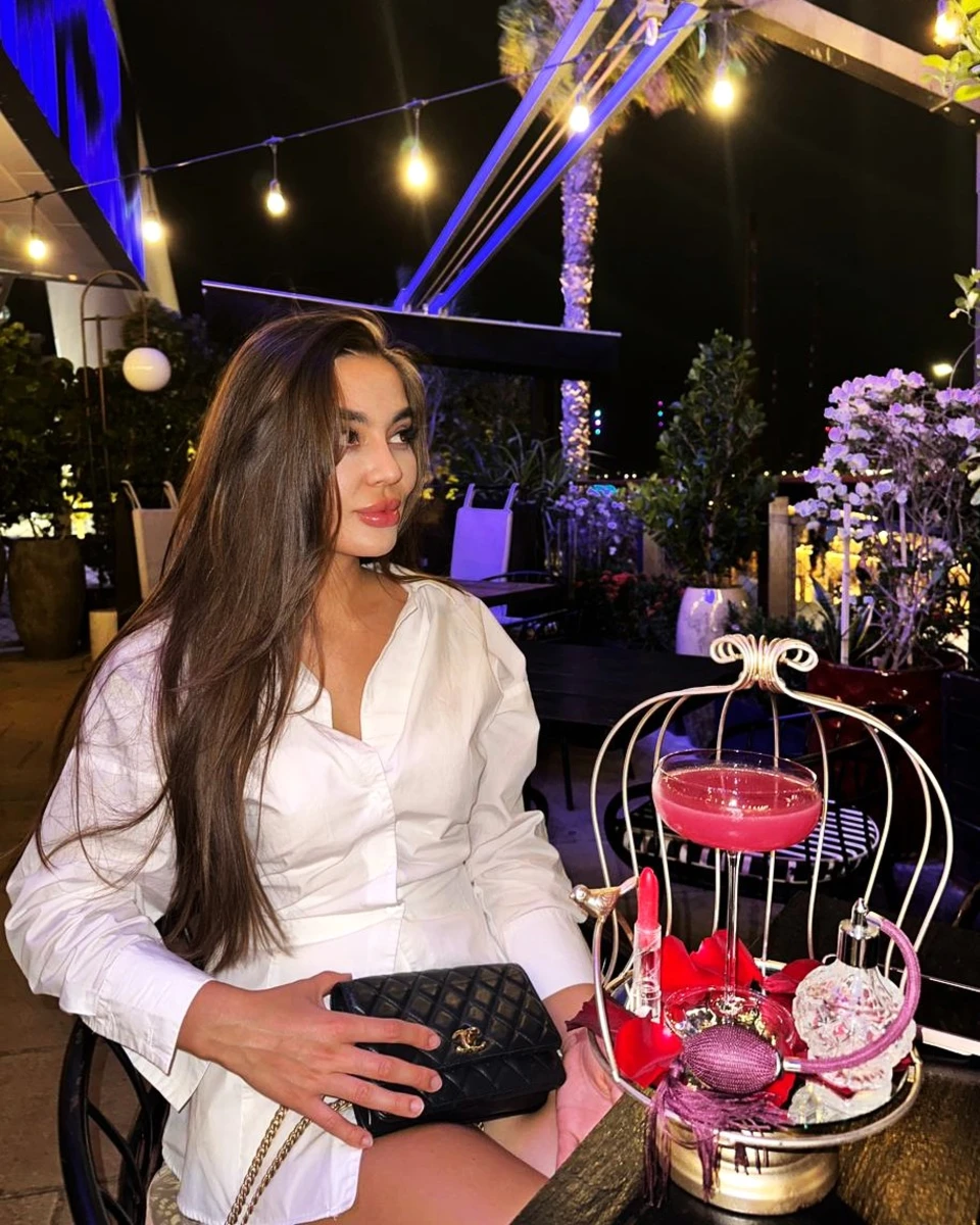 Samira escort in London