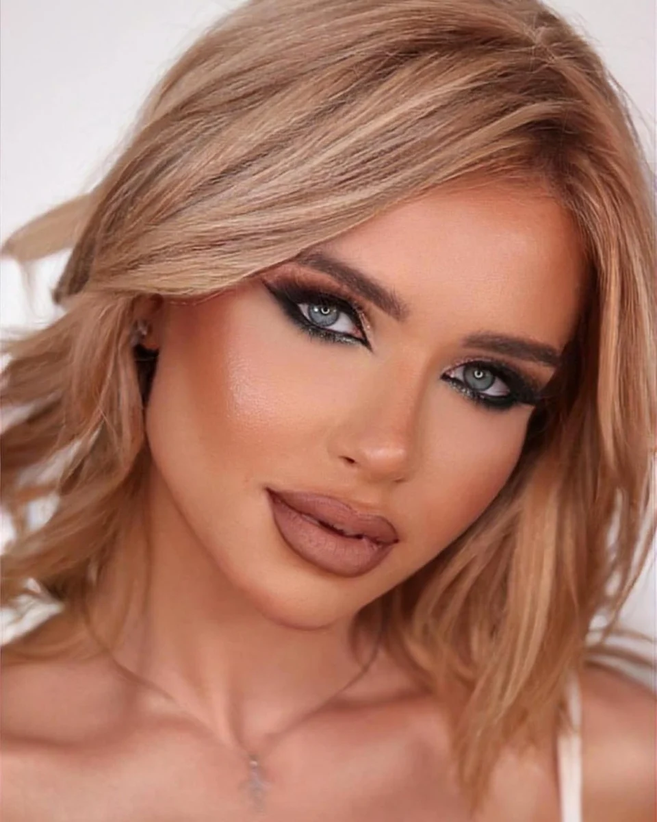 Stella escort in London