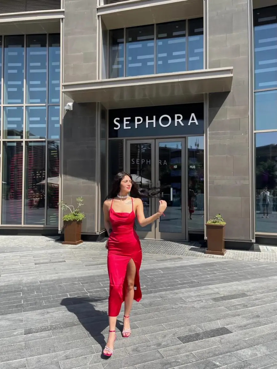 Tina escort in London