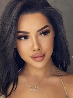 Valentina escort in London